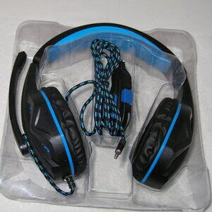 3.5 mm Wired Billboard Over Ear Gaming Headset With Boom Microphone Black Blue